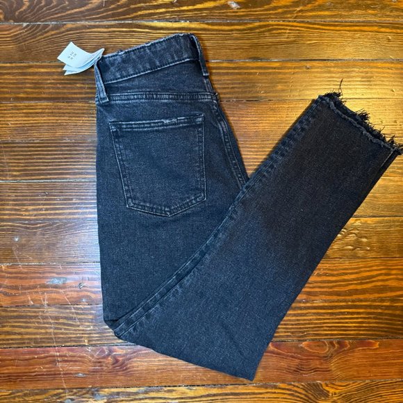 NWT Abercrombie & Fitch The Skinny High Rise Back Distressed Curve Love Jeans - Picture 4 of 14